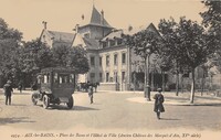 Place des Bains et L'Hôtel de Ville